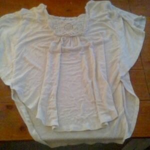 Crochet trim bat wing top blouse art class 14-16 xl